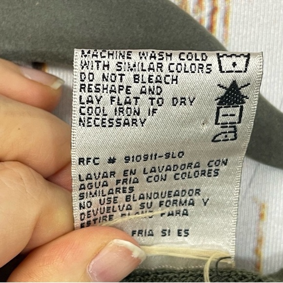 Kathie Lee. Olive Green Blouse. Size 26/28W. In excellent condition! - Picture 3 of 4